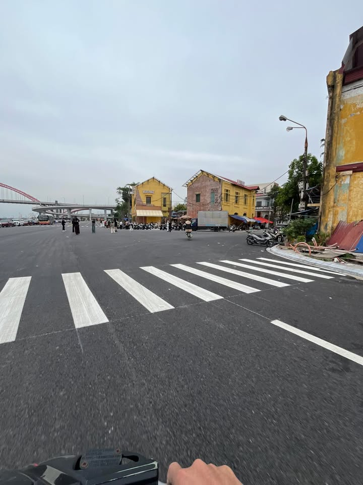 Nhà mặt đường Chợ Hàng, quận Lê Chân, Hải Phòng 86m² giá 10.5 tỷ - Vị trí vàng kinh doanh sầm uất!