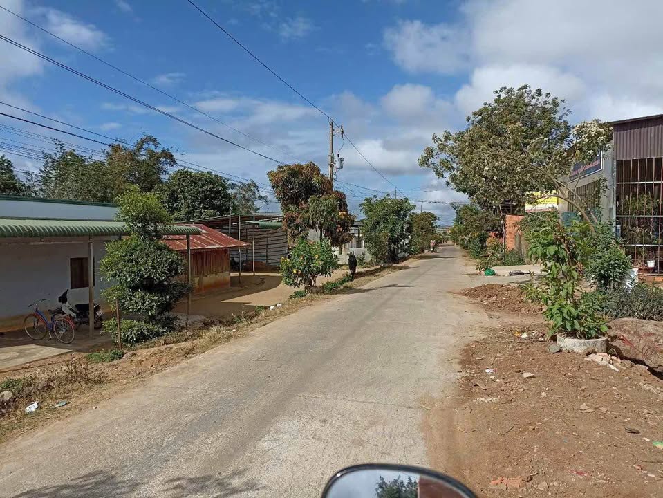 Đất thổ cư Ka Đơn 700m² giá 7 tỷ - Cơ hội đầu tư hấp dẫn!