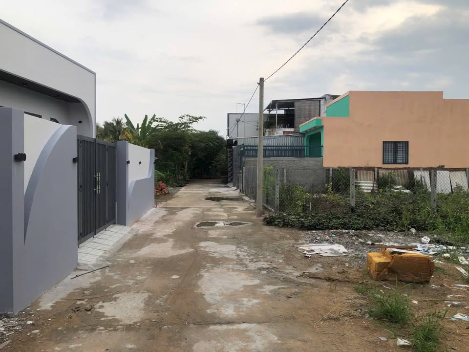 Đất thổ cư Phú Tân 100m² giá 1.2 tỷ - Đường ô tô, gần Đại Lộ Đồng Khởi!