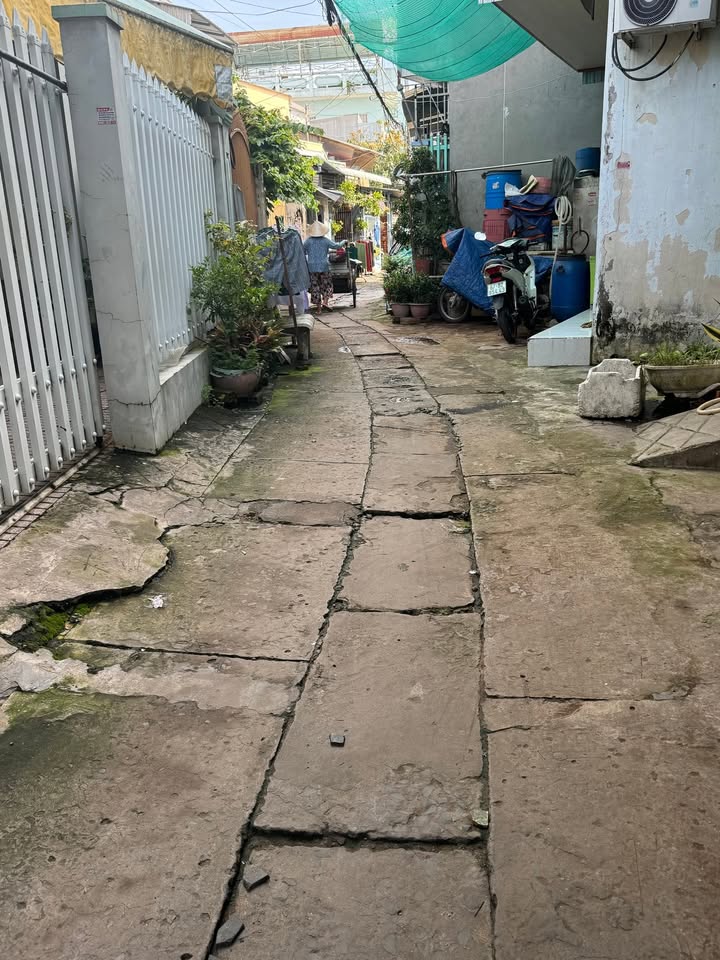 Nhà phố Bình Khánh 33m² giá 1 tỷ - Gần bờ kè Võ Văn Hoài!