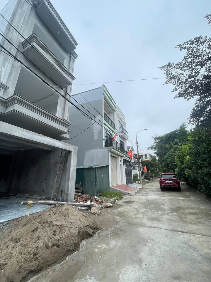 Bán gấp nhà phố Nguyễn Du, Việt Trì 81m² giá 4 tỷ - Cơ hội đầu tư hấp dẫn!