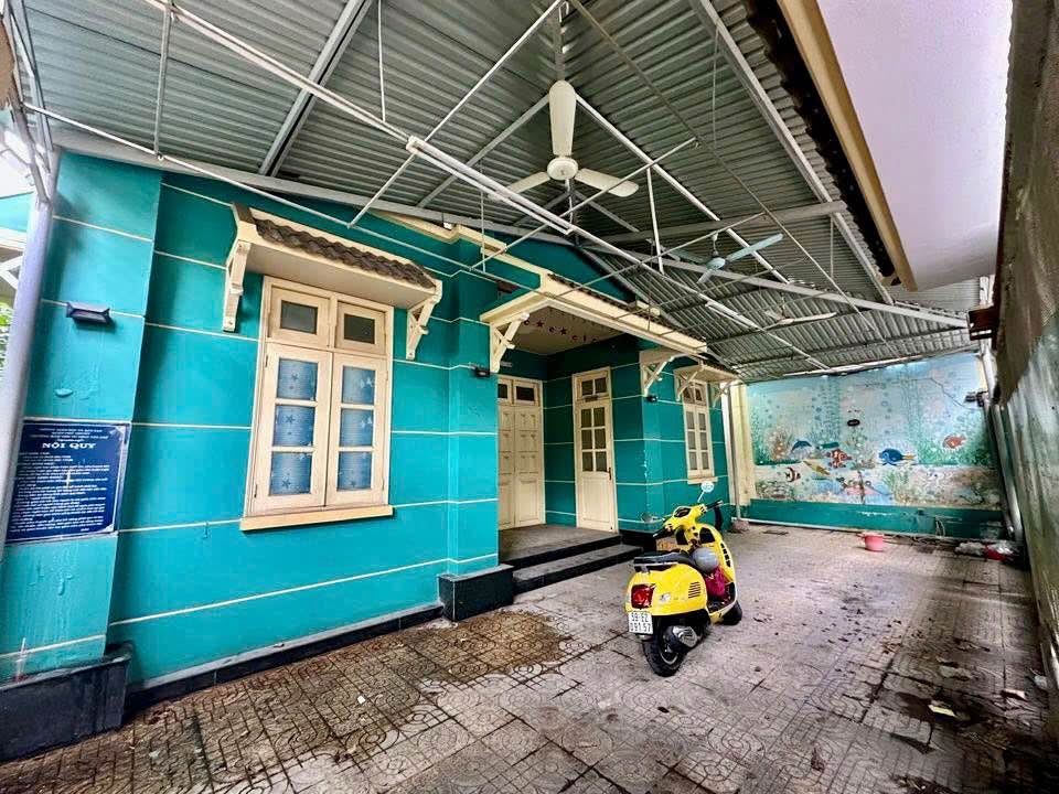 Nhà cho thuê khu VIP Phan Đăng Lưu, Phú Nhuận 416m² - Giá tốt chỉ 120 triệu!