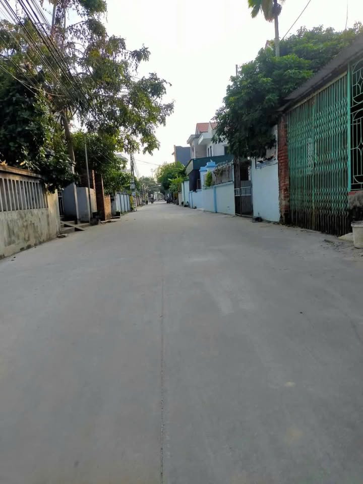 Nhà cấp 4 đẹp Liên Hồng Hải Dương 98.9m² giá 2 tỷ - Vị trí thuận lợi gần chợ