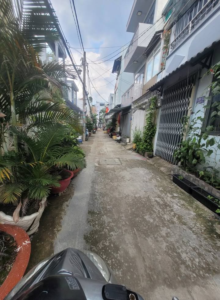 Nhà 1 lầu 2PN 2WC hẻm xe hơi Lâm Văn Bền 48m² giá 4 tỷ - Sổ hồng chính chủ!