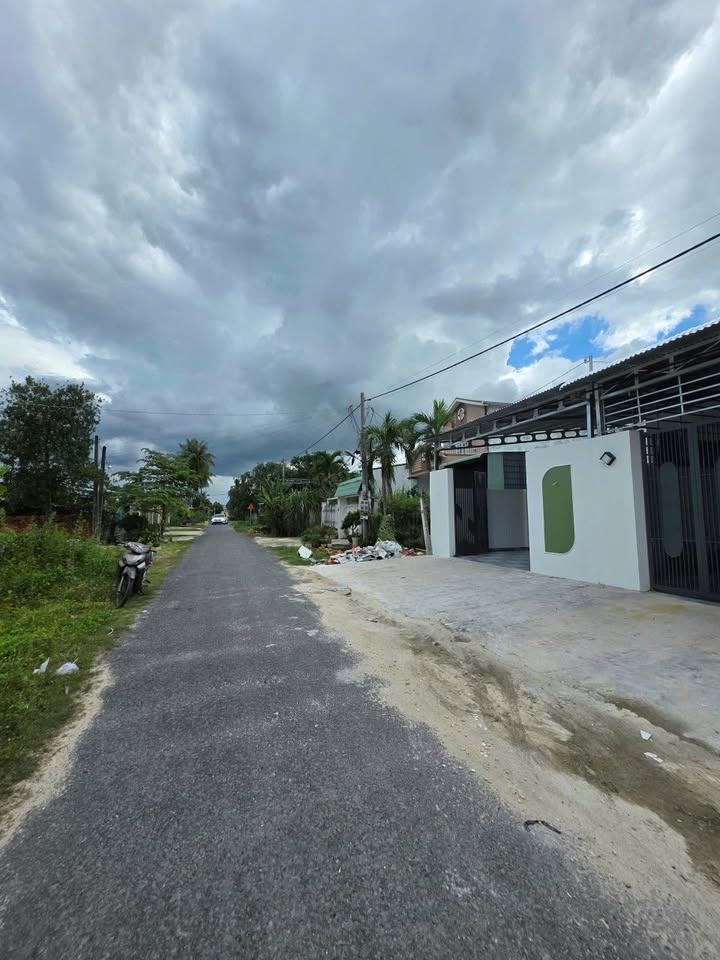 Nhà mới Trường Thọ, Long Hoa 104m² giá 1.25 tỷ - Hướng Đông Bắc, tiện ích đầy đủ!