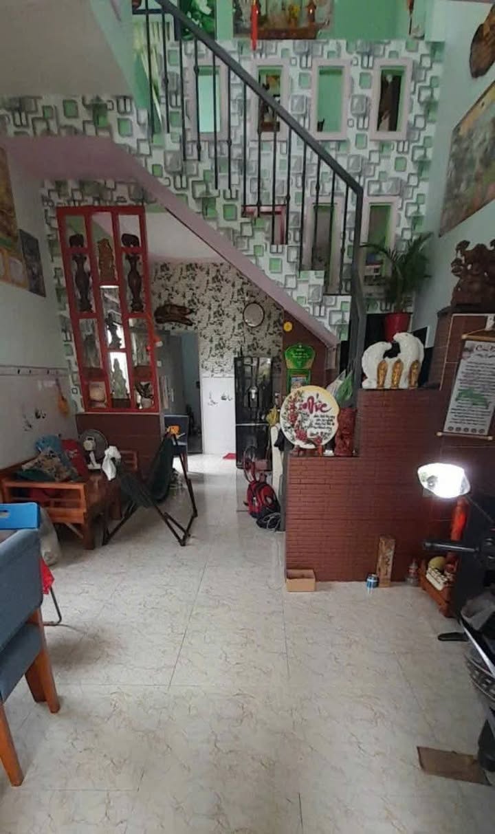 Nhà phố 1 trệt 1 lầu - Đường số 20, Bình Khánh, Long Xuyên - 95m² chỉ 2 tỷ!