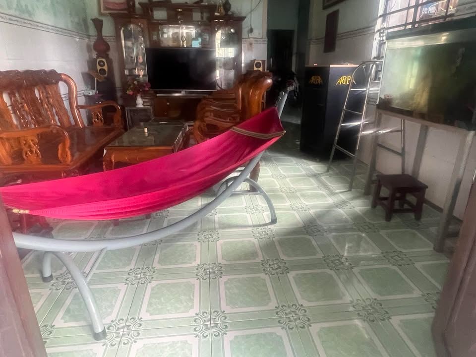 Nhà cấp 4 tại đường Nguyễn Hữu Cảnh, Đồng Xoài - 120m² giá 2.3 tỷ - Sổ hồng chính chủ!