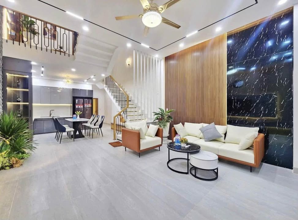 Nhà trệt lầu Tân Hiệp 70m² giá 1.65 tỷ - Sổ hồng sang tên ngay!