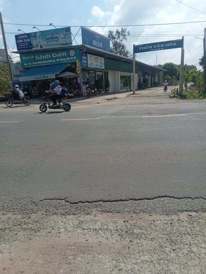 Đất nền đường 766, Đức Linh, 150m² giá 2 tỷ - Sổ hồng chính chủ!