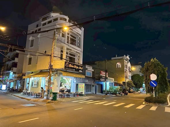 Nhà góc 2 mặt tiền Đại Lộ 2, Phước Bình 117m² giá 17.5 tỷ - Đầu tư sinh lời ngay!