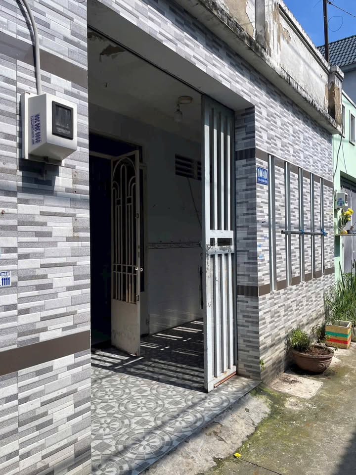 Nhà cho thuê Hóc Môn 105m² giá chỉ 7 triệu - Gần chợ đầu mối