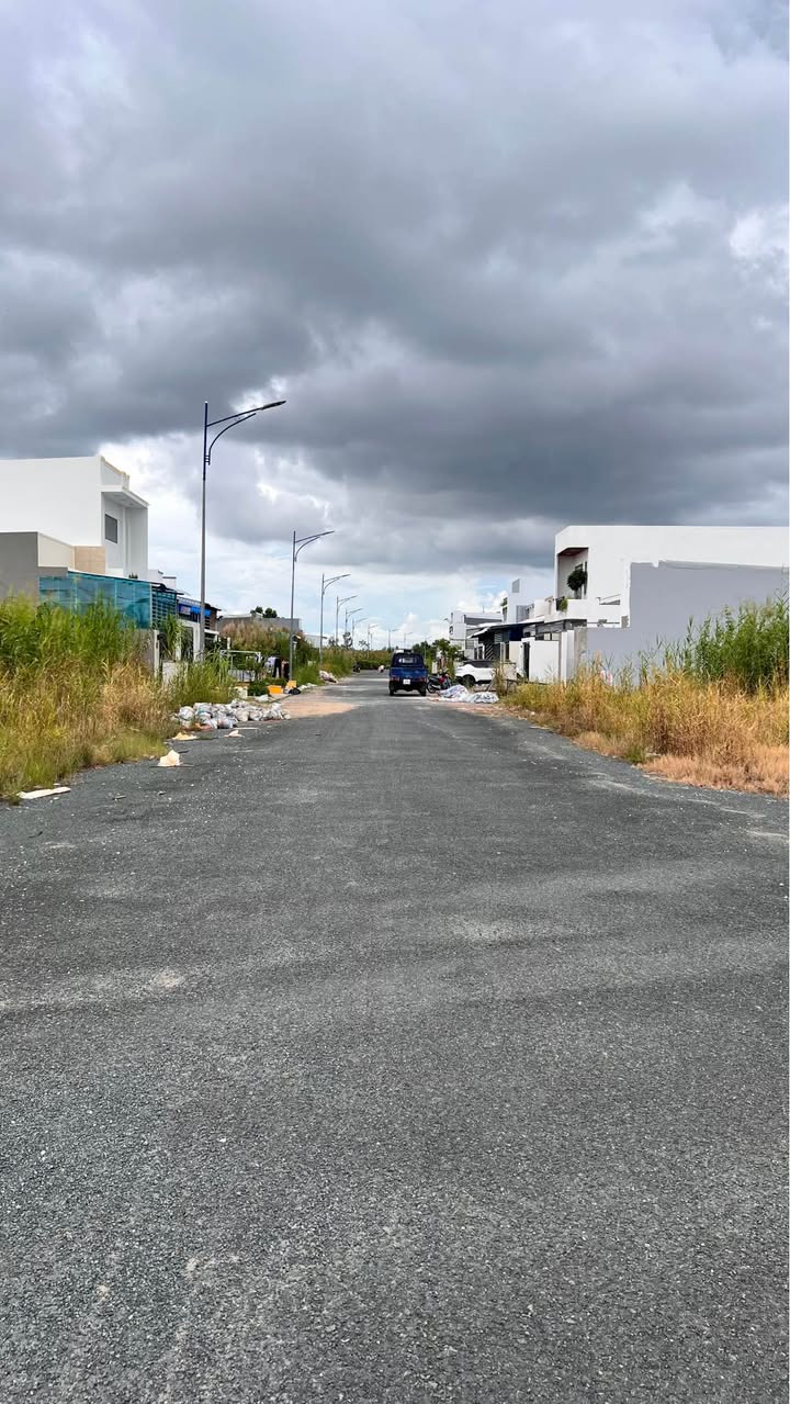 Bán đất nền liền kề Đường Số 5, KDC Tân Xuyên, Cà Mau - Hướng Bắc, chỉ từ 800 triệu!