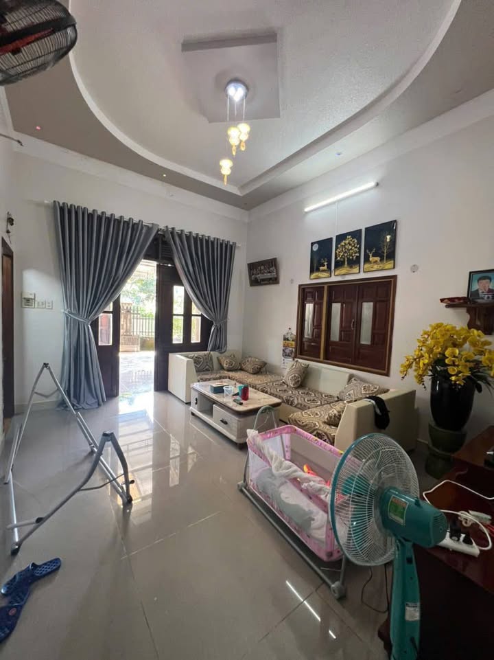 Nhà phố cho thuê tại B'Lao, Bảo Lộc 80m² giá 5 triệu - Gần trường học và bệnh viện mới!