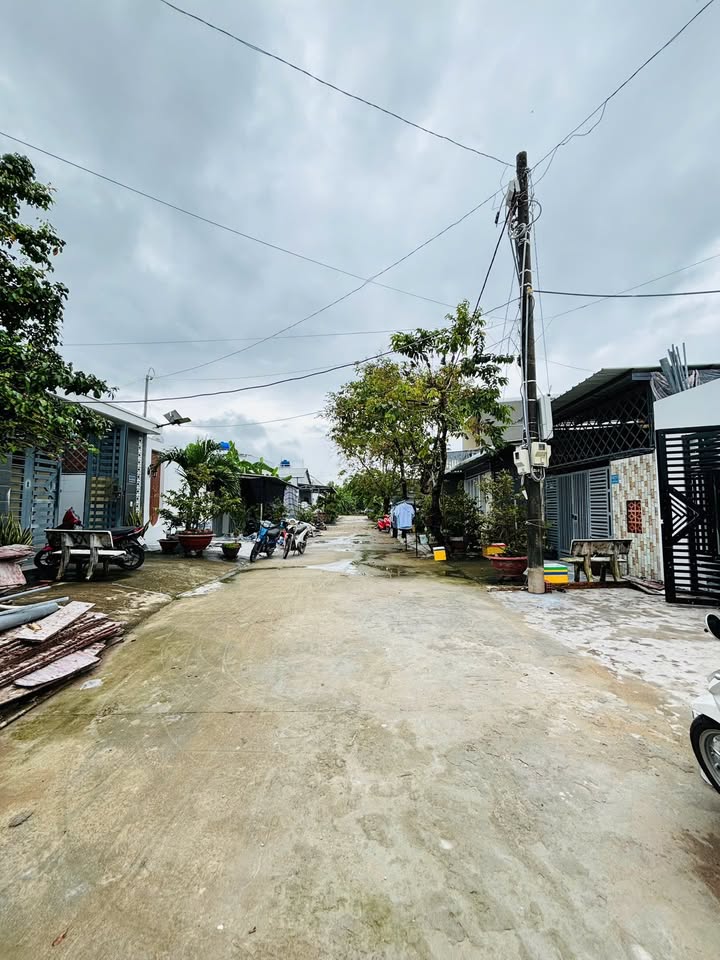 Nhà hẻm ô tô Nguyễn Trung Ngạn, An Bình, Rạch Giá 112m² giá 1.75 tỷ - Gần trung tâm!