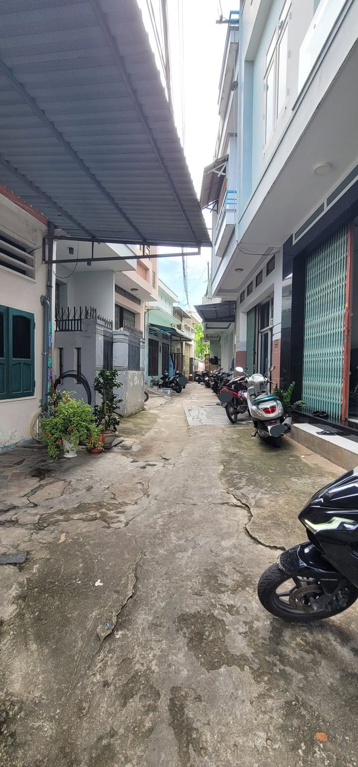 Nhà 1 Mê Hoàng Văn Thụ, Quy Nhơn 50m² giá 2.2 tỷ - Đầu tư sinh lời ngay!