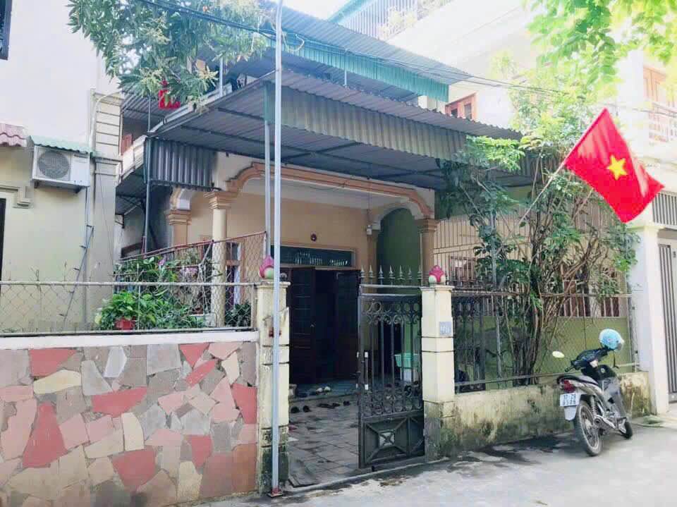 Nhà 1,5 tầng tại Hà Huy Tập, Vinh 122m² giá 5 tỷ - Vị trí trung tâm tiện lợi!