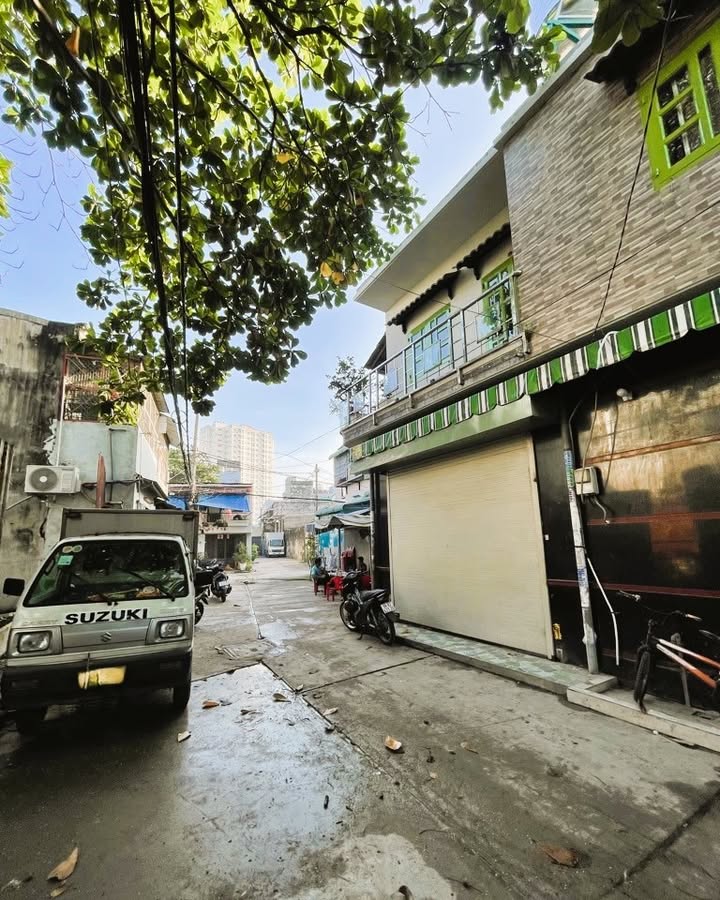 Nhà 2 Tầng Bình Trị Đông 75m² giá 3.75 tỷ - Sổ hồng riêng, chính chủ!