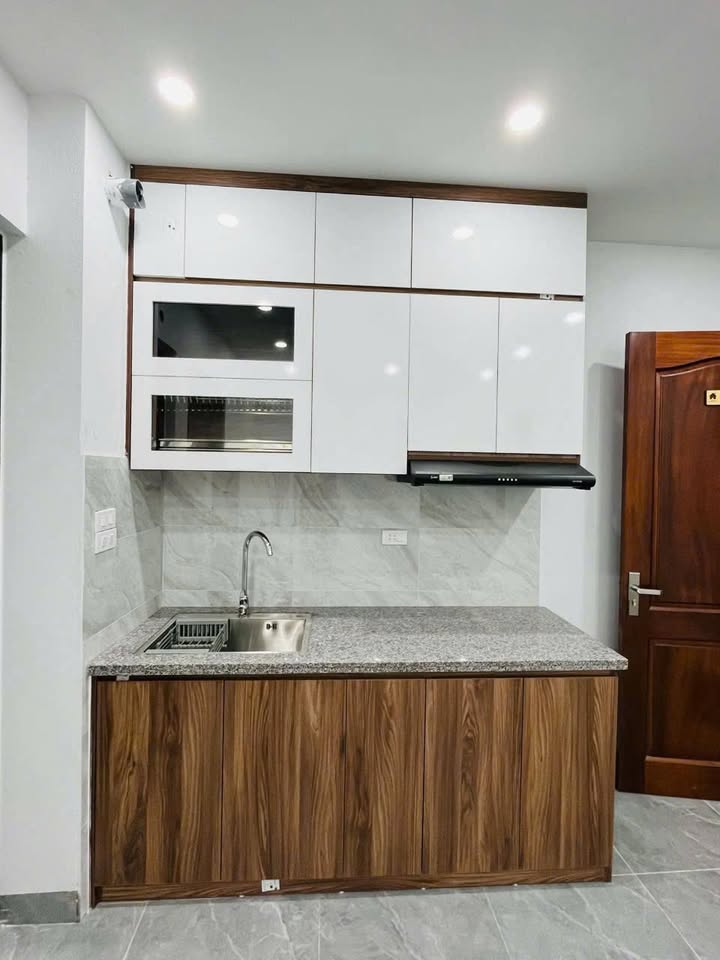 Phòng cho thuê 1N1K tại Ngõ 7 Nhật Tảo, Bắc Từ Liêm - Tiện nghi đầy đủ, giá thỏa thuận!