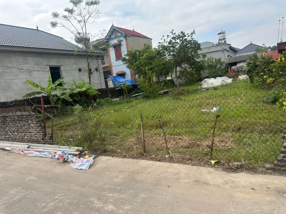 Đất nền góc 280m² tại xã Hoàng Thanh, Hiệp Hòa, Bắc Giang - Giá chỉ 1 tỷ!