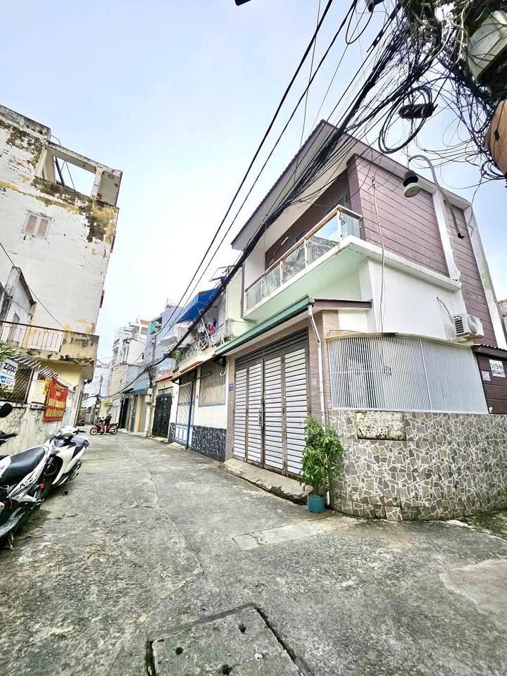 Nhà 3 tầng Phan Văn Trị P11 Bình Thạnh 32m² giá 5.85 tỷ - Hẻm an ninh yên tĩnh!