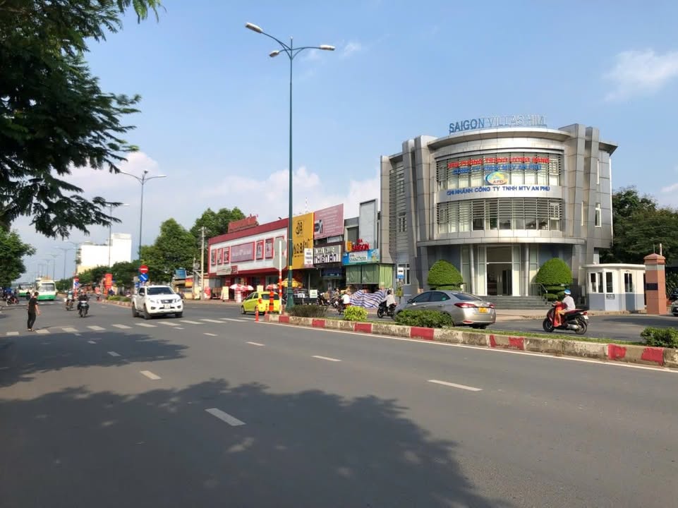 Nhà mặt tiền Lê Văn Việt, Tăng Nhơn Phú A, 90m² giá 24 tỷ - Đầu tư sinh lời ngay!