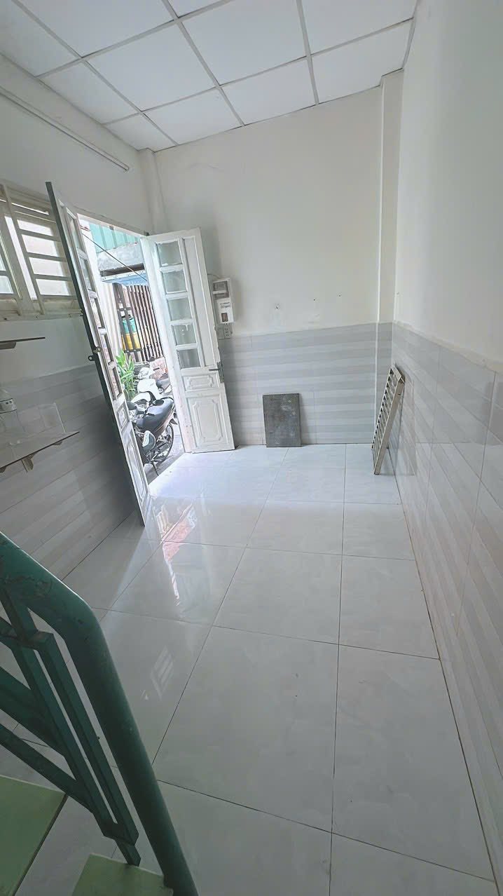 Nhà cho thuê tại Tân Kiểng, Quận 7 - Diện tích 15m² chỉ 3 triệu/tháng!