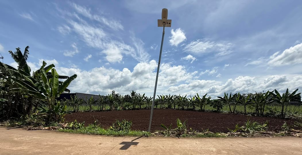 Đất nền Suối Nho 3600m² giá 1.2 tỷ - Sổ đỏ riêng, thương lượng tốt!