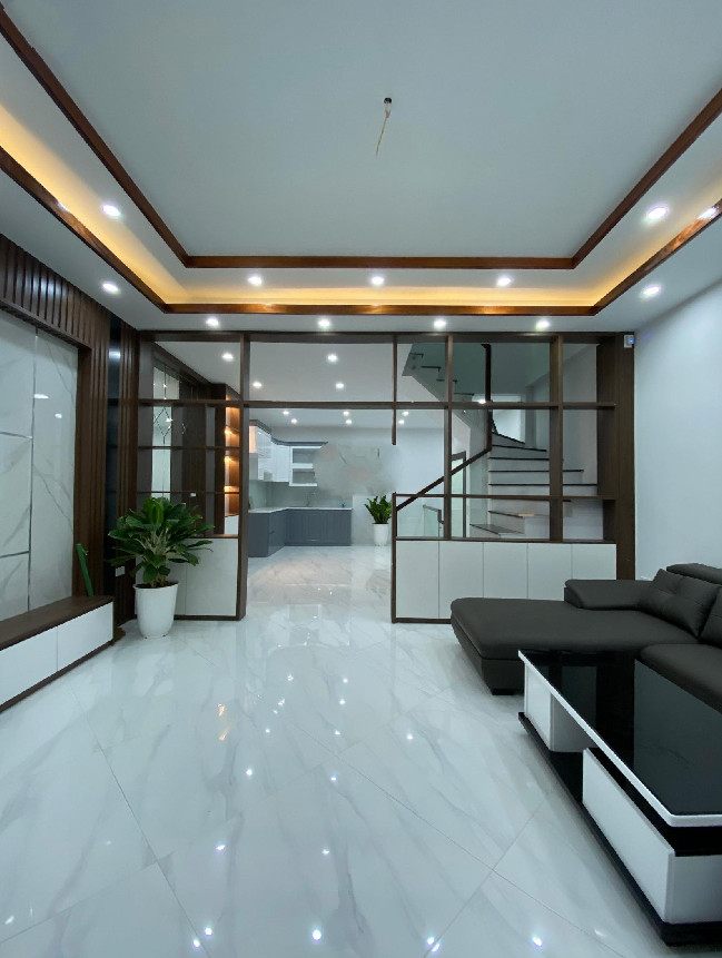 Nhà cho thuê Ngọc Khánh 70m² giá 23 triệu - Phù hợp cho gia đình và văn phòng!