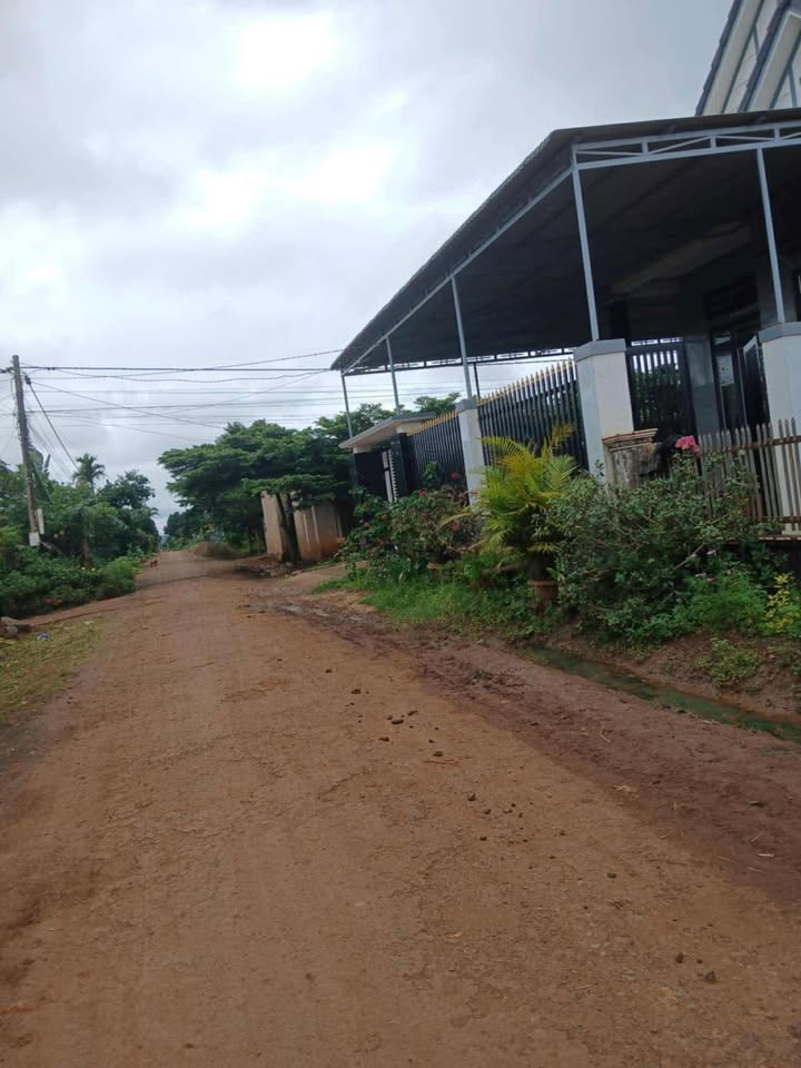 Đất thổ cư Ea Hồ Krông Năng 280m² giá 700 triệu - Đường nhựa thông thoáng!