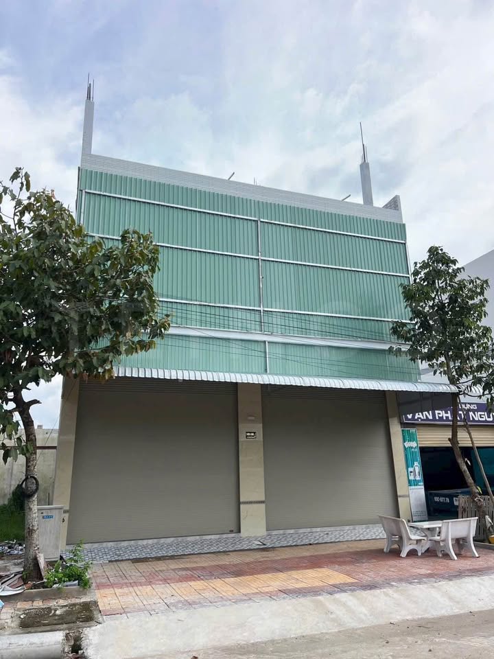 Nhà cho thuê đường Bùi Quang Trinh, Cái Răng, 200m² - Phù hợp làm văn phòng, showroom