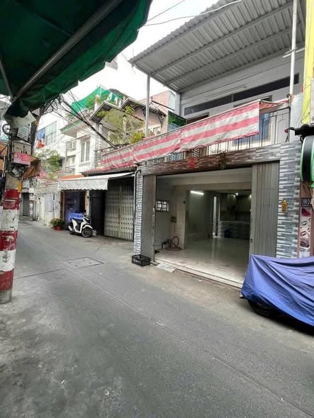 Nhà bán Bùi Minh Trực, Quận 8, 39.6m² giá 4.1 tỷ - Hẻm xe hơi thông, tiện kinh doanh!