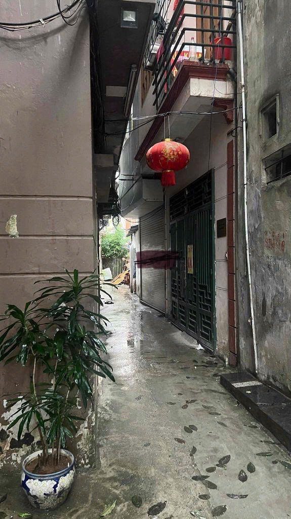 Nhà cho thuê 4 tầng tại ngõ 67 Văn Cao, 25m² - Nhận nhà ngay!