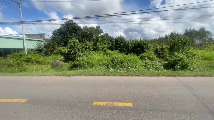 Lô đất thổ cư Kong Yang 1.895m² giá 750 triệu - View thoáng, vị trí đẹp!