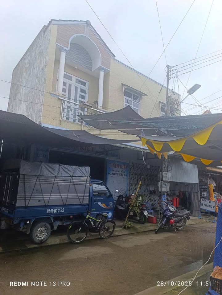 Nhà 2 mặt tiền tại ấp Mỹ Văn, Cầu Kè, 79.9m² giá 3 tỷ - Kinh doanh thuận lợi!