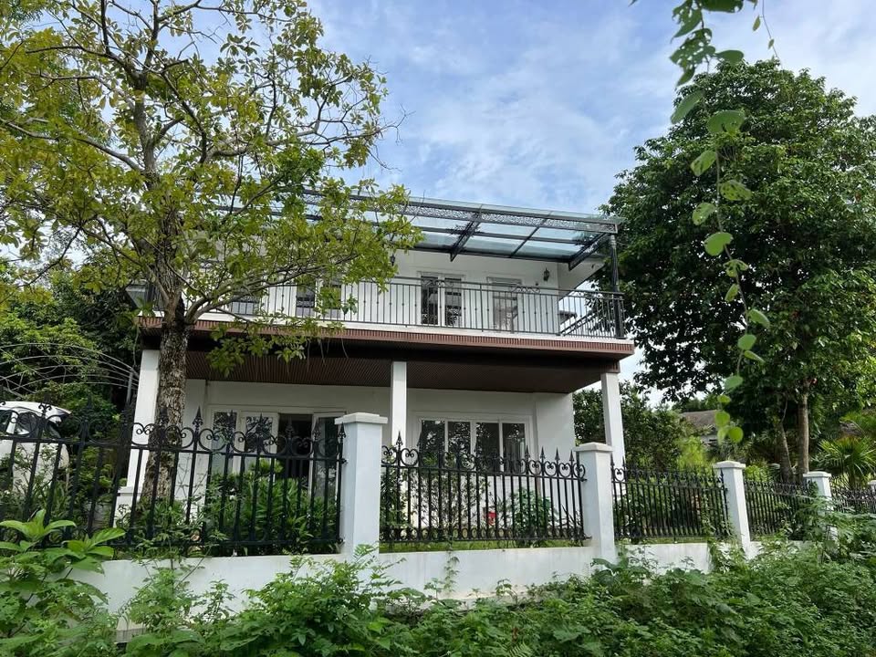 Nhà mặt hồ Yên Bài - Ba Vì 450m² giá thỏa thuận - Không gian sống lý tưởng!