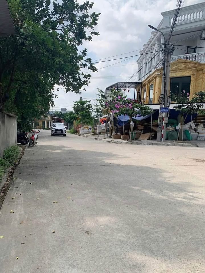 Lô đất Ninh Sơn, Hoa Lư 67,9m² giá 2 tỷ - Vị trí đắc địa, an ninh tốt!