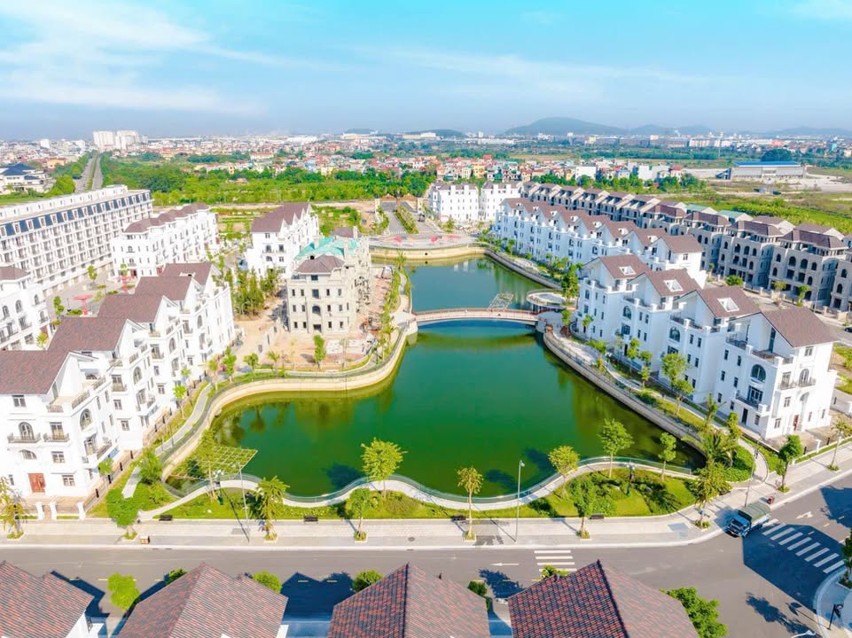 Nhà liền kề Mạnh Đức Victory Từ Sơn 140m² giá 11 tỷ - Đẳng cấp sống xanh chuẩn thượng lưu!