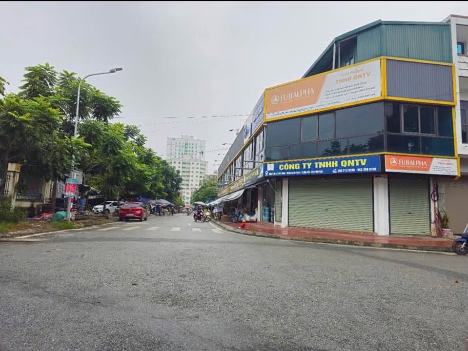 Đất kinh doanh Chợ Định Trung, Vĩnh Yên 115m² giá 5 tỷ - Đầu tư sinh lời ngay!