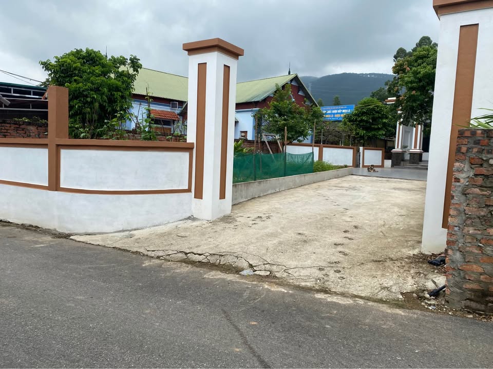 Đất thổ cư 211m² tại Minh Quang, Tam Đảo - Giá chỉ 1 tỷ VND!