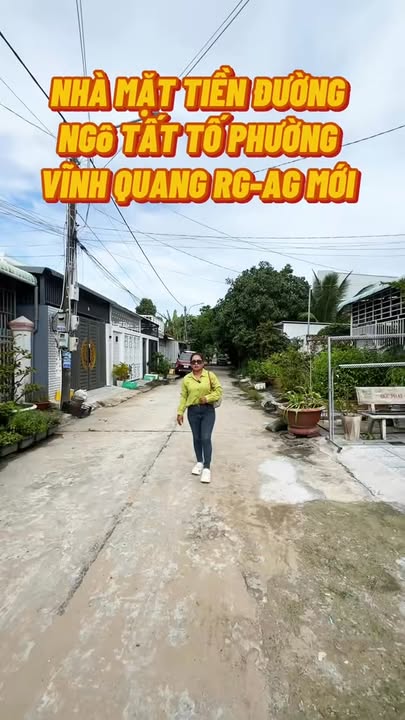 Nhà phố Vĩnh Quang, Rạch Giá 130m² giá 2.15 tỷ - Mặt tiền ô tô, gần chợ!