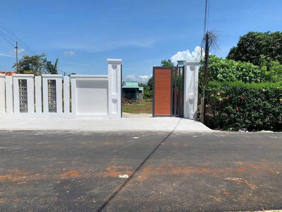 Đất nền 518m² Đường Lương Thế Vinh, Thị Trấn Đất Đỏ - Giá chỉ 2.2 tỷ, Bớt lộc cho khách thiện chí!