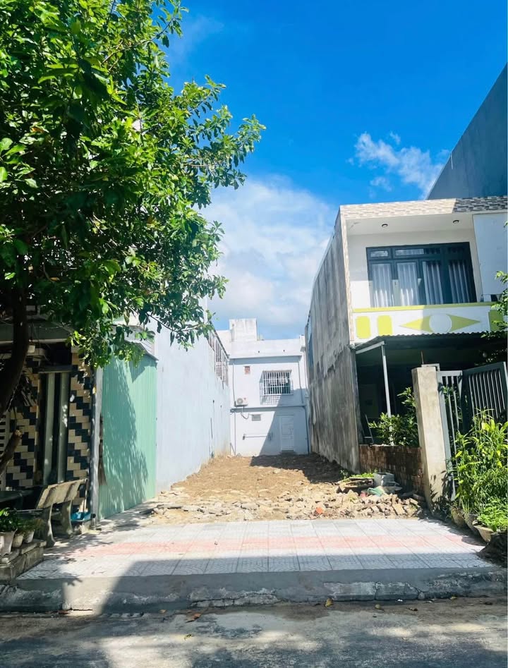 Đất nền Hoà Xuân Cẩm Lệ 126m² giá 4.15 tỷ - Hướng Tây, sẵn sàng xây dựng!