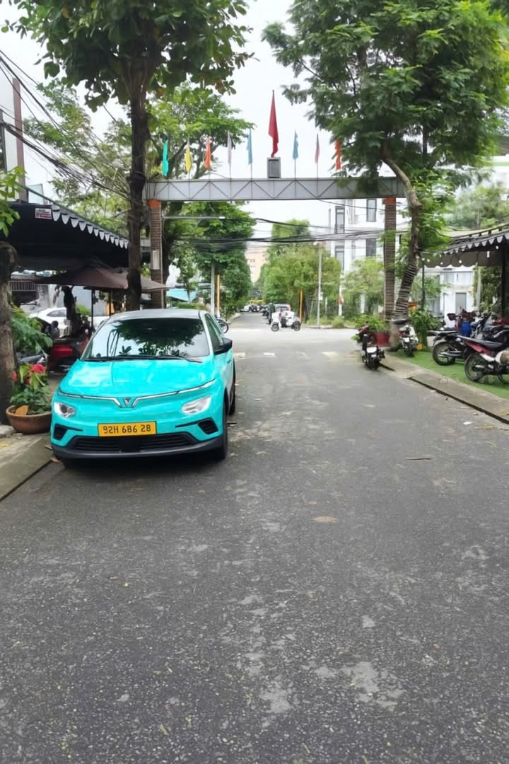 Nhà 2 tầng + 4 phòng trọ mặt tiền Lê Cảnh Tuân, Sơn Trà giá 6.8 tỷ - Cơ hội đầu tư tuyệt vời!