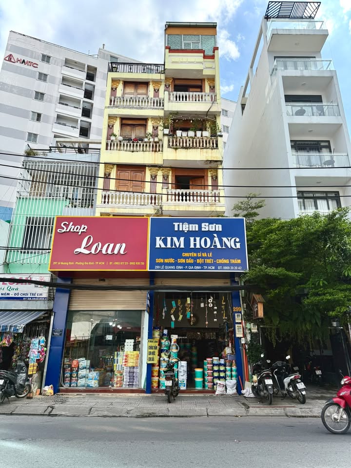 Bán mặt tiền đường Lê Quang Định, Quận Bình Thạnh 135m² giá 22 tỷ - Vị trí đắc địa cho kinh doanh!