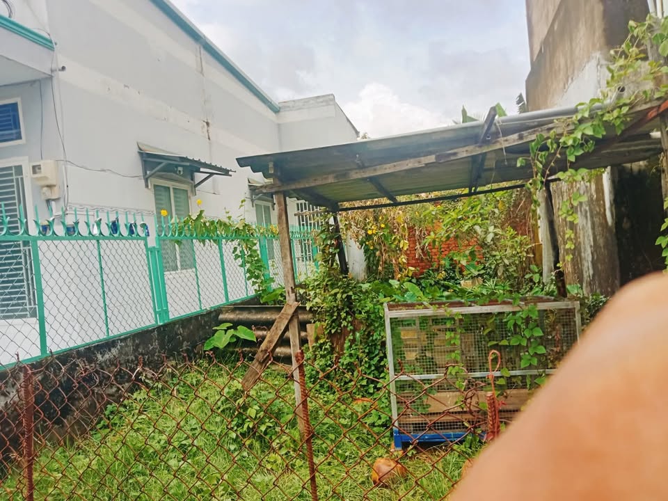 Đất thổ cư Hẻm 70 Trà Nóc, 54m² giá 690 triệu - Khu an ninh tuyệt vời!