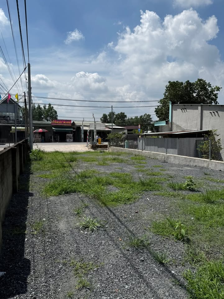 Đất nền đẹp Vĩnh Thanh Nhơn Trạch 256m² giá 3.84 tỷ - Tiềm năng phát triển vượt bậc!