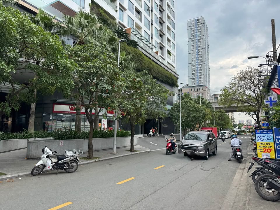 Cho thuê mặt bằng tại phố đêm Hàn Quốc, Masteri An Phú 75m² giá 50 triệu - Địa điểm lý tưởng cho kinh doanh!