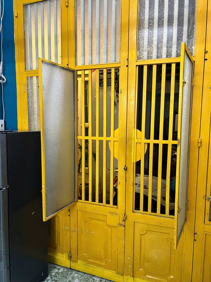 Nhà nguyên căn Nguyễn Trãi, Quận 1, 18m² giá 7 triệu - Bàn giao đầy đủ nội thất!