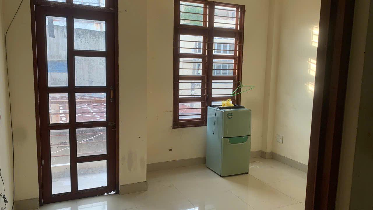 Phòng trọ 12m² hẻm 149 Bắc Hải - Giá chỉ 1.8 triệu/tháng