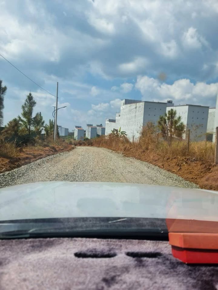 Đất nền nghỉ dưỡng Bảo Lộc 1000m² giá chỉ 2 tỷ - Cơ hội đầu tư tuyệt vời!